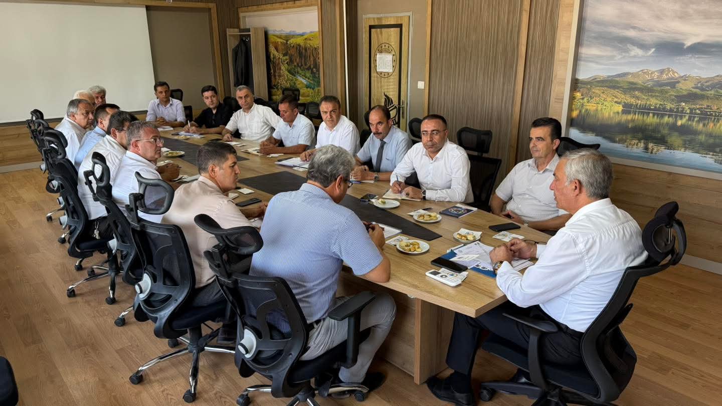 İLÇE MİLLİ EĞİTİM MÜDÜRLERİ KURUL TOPLANTISI YAPILDI