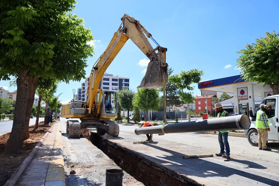 AKSARAY BELEDİYESİ, ALTYAPI ÇALIŞMALARINA DEVAM EDİYOR
