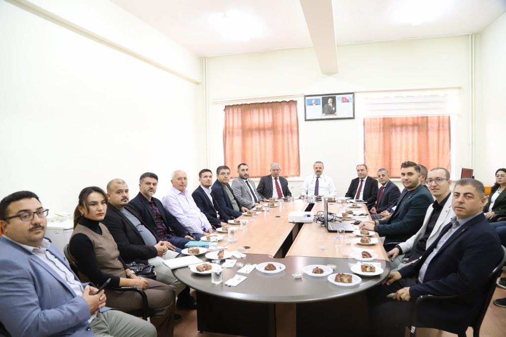 Aksaray Üniversitesi Ortaköy MYO’da Kalite Bilgilendirme Toplantısı düzenlendi