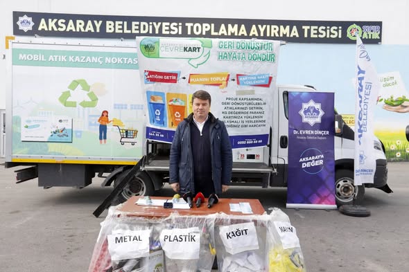 AKSARAY BELEDİYESİ TOPLAMA–AYIRMA (TAT) TESİSLERİNDE AYDA 640 TON ATIĞI GERİ DÖNÜŞÜME KAZANDIRIYOR