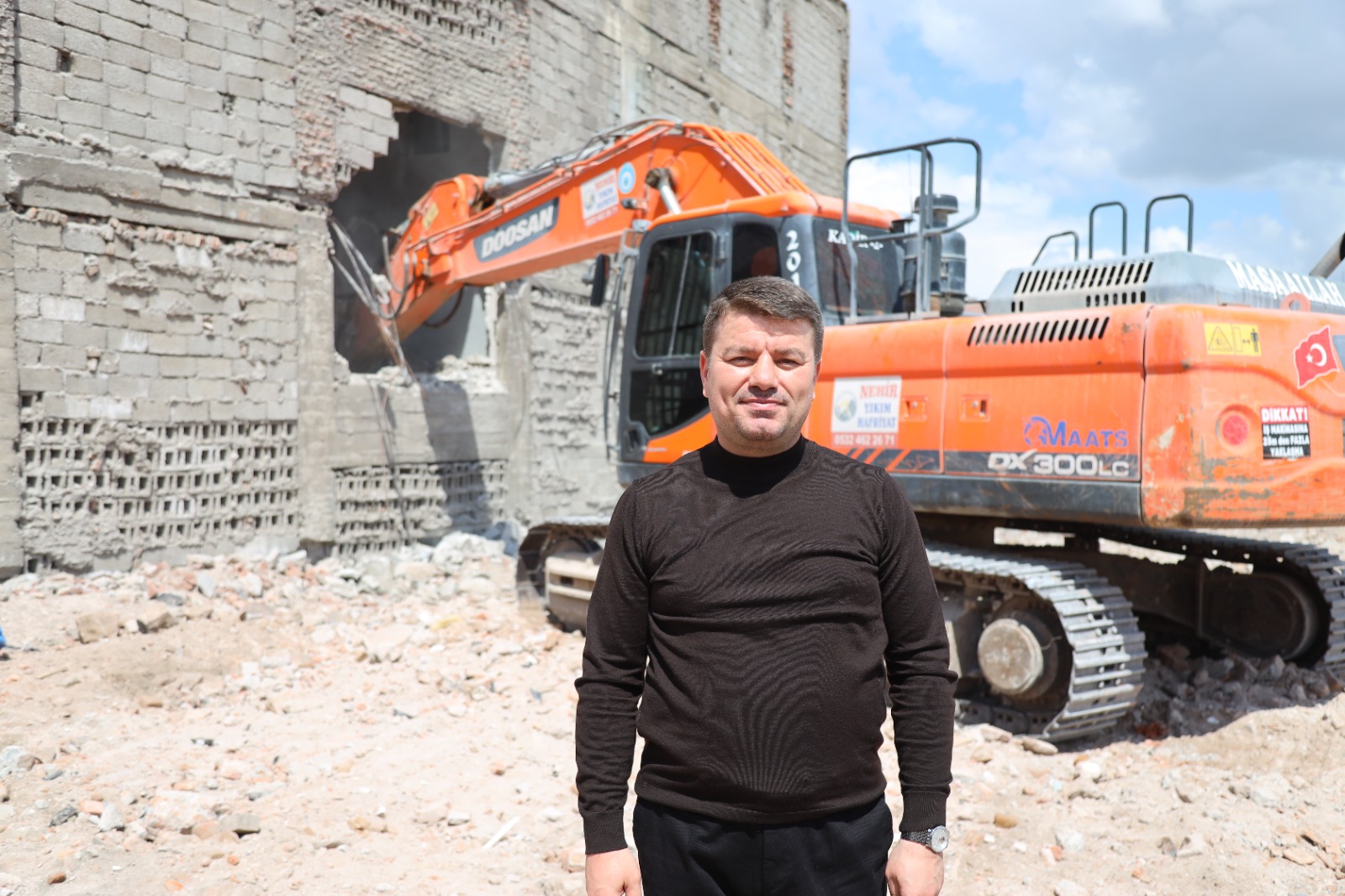 AKSARAY BELEDİYESİ 2025 YILINDA 228 METRUK YAPININ YIKIMINI GERÇEKLEŞTİRDİ