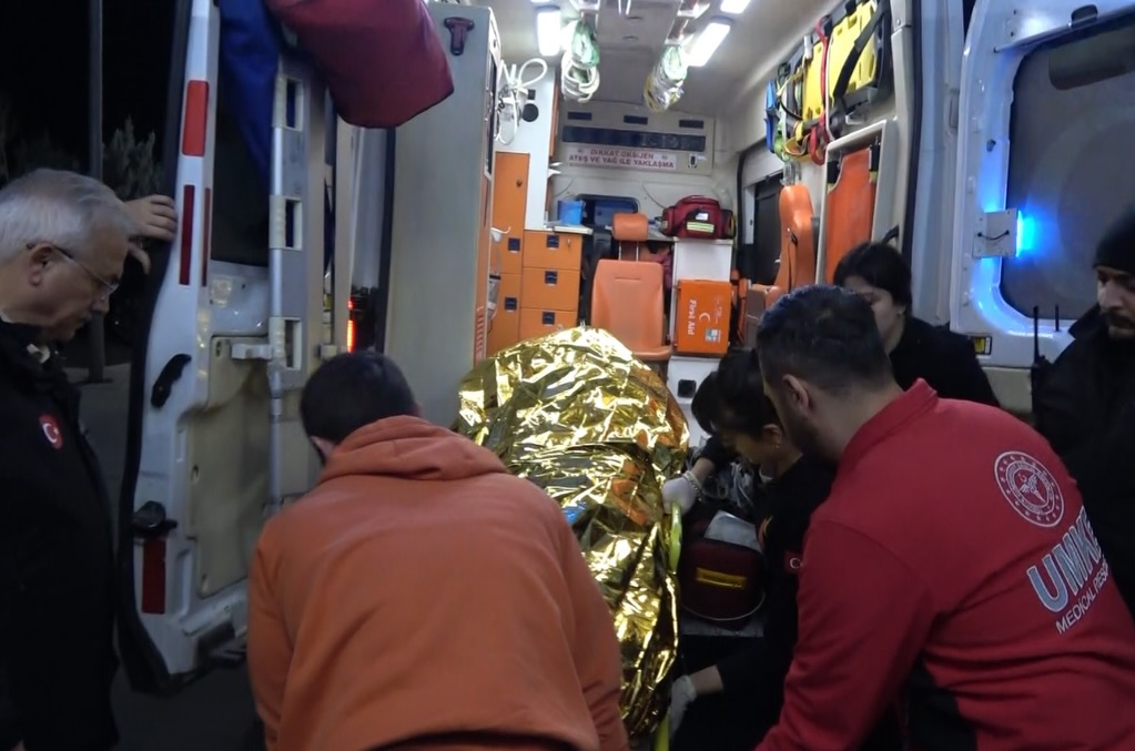 Hasandağı’nda Mahsur Kalan Üniversite Öğrencileri helikopterli operasyonla kurtarıldı