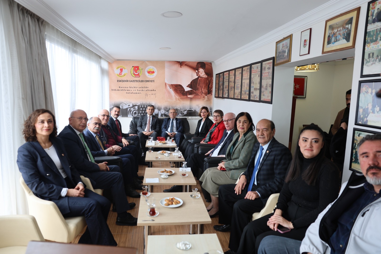 EGC’yi ziyaret eden CHP Genel Başkan Yardımcısı Bulut: BASIN SİSTEMATİK OLARAK TEKLEŞTİRİLİYOR