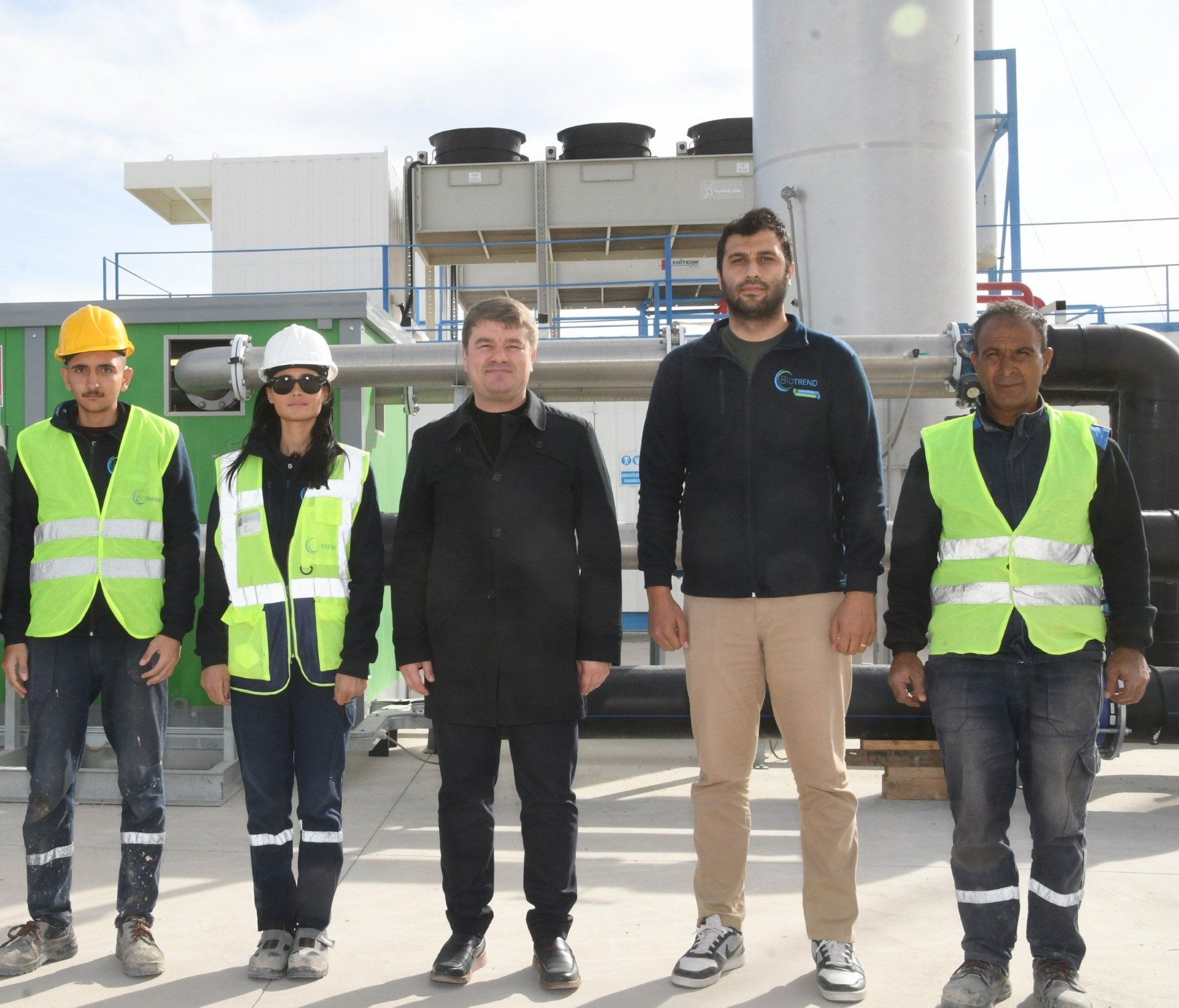 BAŞKAN DİNÇER: “KATI ATIK TESİSİMİZDE GÜNLÜK 39 BİN KW ELEKTRİK ÜRETİYORUZ”