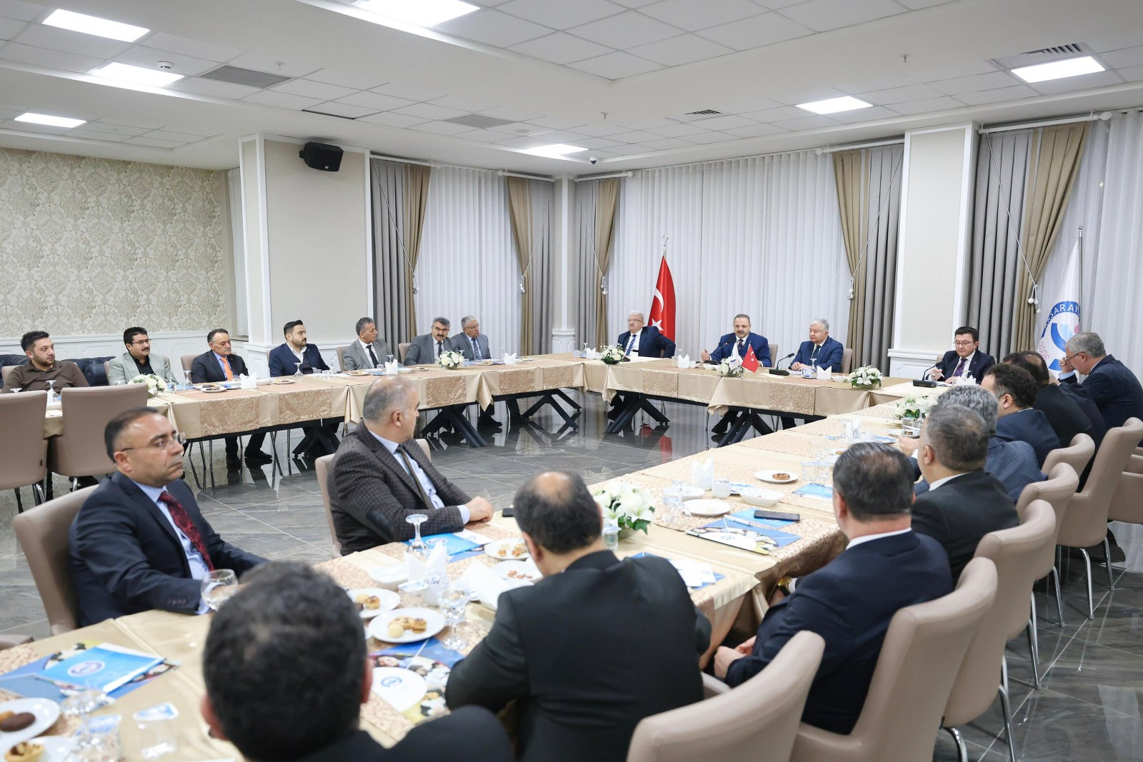 Eğitime Destek Platformu Toplantısı  Aksaray Üniversitesinde gerçekleştirildi