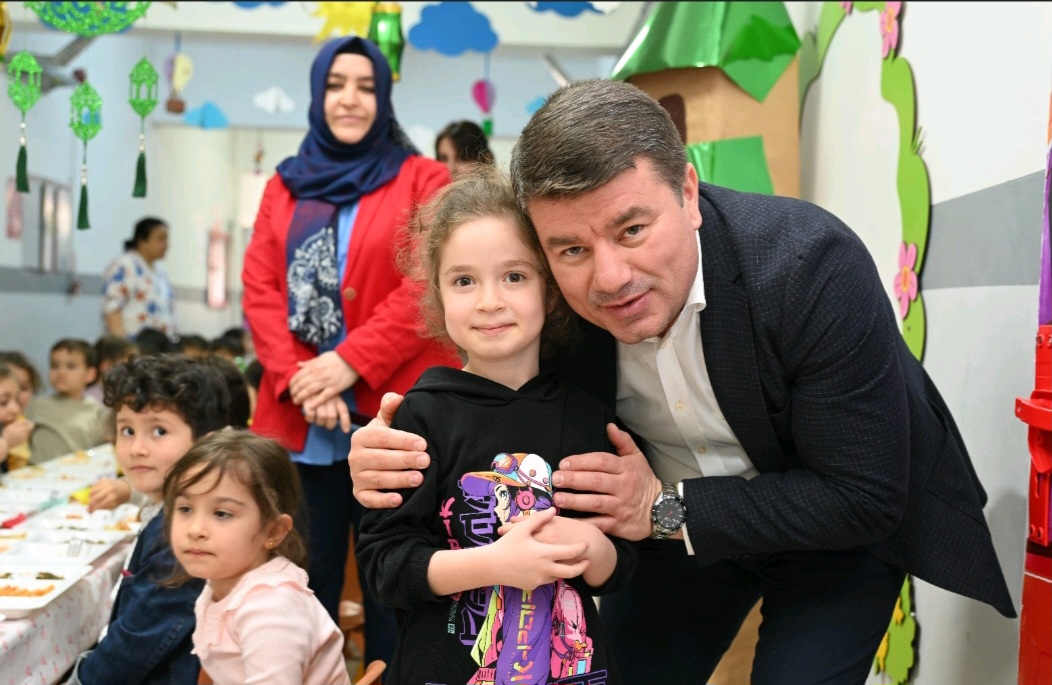 BAŞKAN DİNÇER; “ÇOCUKLARIMIZIN YÜZÜNDEKİ TEBESSÜM HER ŞEYDEN KIYMETLİDİR”