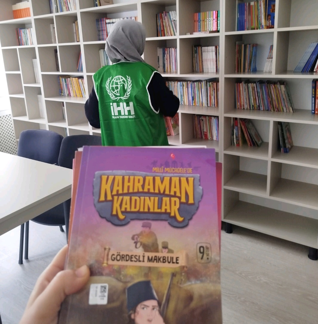 Aksaray İHH’den Eğitime Anlamlı Destek Helvadere Atatürk Ortaokulu Kütüphanesi Yenilendi