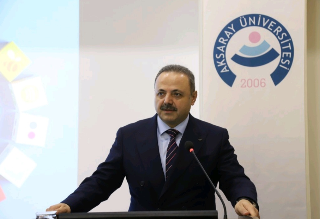 ASÜ’de kalite ve enerji yönetimi eğitimlerini  tamamlayan personele sertifikaları verildi