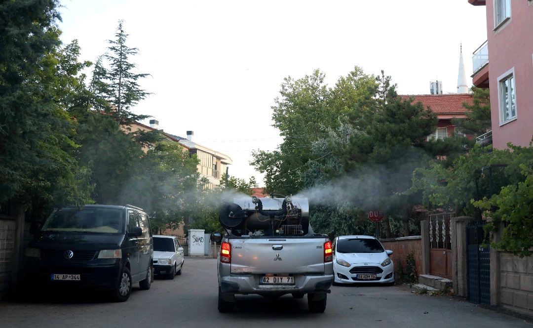 AKSARAY BELEDİYESİ'NDEN SİVRİSİNEK VE HAŞERELERE KARŞI ETKİN MÜCADELE