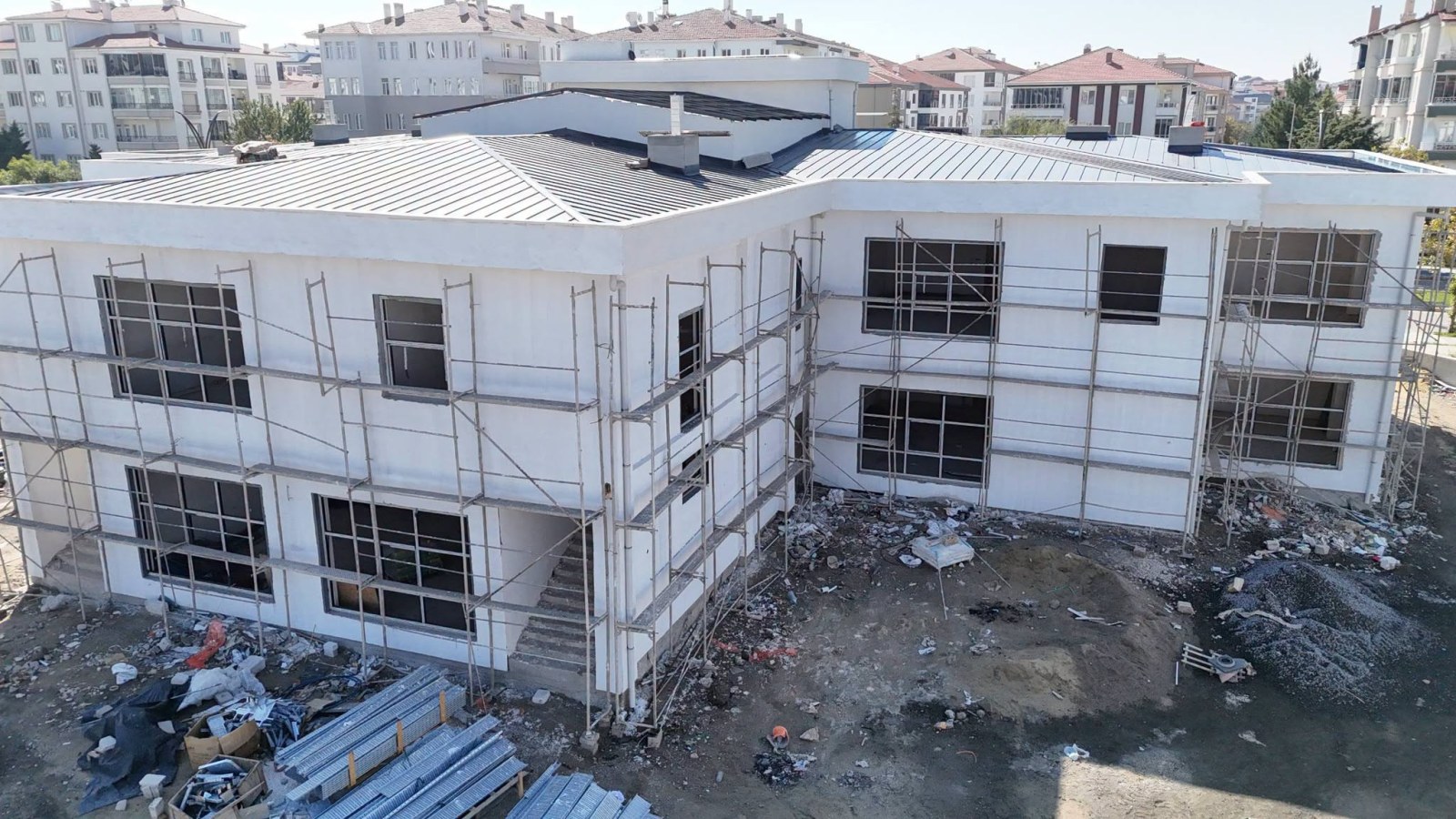 BAŞKAN DİNÇER; “ÇOCUKLARIMIZIN GELİŞİMİNE VE AİLELERİMİZİN YAŞAMINA KATKI SUNACAK”